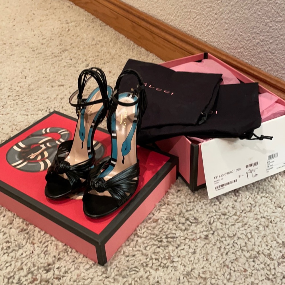 Gucci Allie Leather knot high sandal